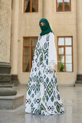 Reema Green & White Print Dress In Classic Style - Side Pockets