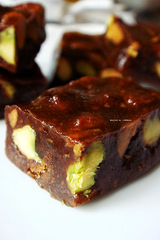 Halal Turkish Delight - Delicious Date Malban With Walnut & Raisins