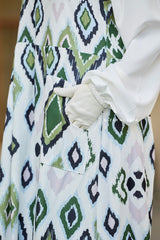 Reema Green & White Print Dress In Classic Style - Side Pockets