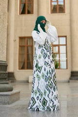 Reema Green & White Print Dress In Classic Style - Side Pockets