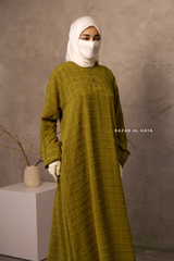 Kiwi Feruza Loose Fit Abaya With Pockets - Square Pattern Jakarta Woven