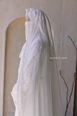 Elegant & Refined Long Wedding Bridal Tulle Veil