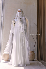 Elegant & Refined Long Wedding Bridal Tulle Veil