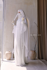 Elegant & Refined Long Wedding Bridal Tulle Veil