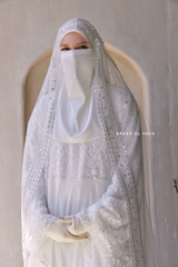 Elegant & Refined Long Wedding Bridal Tulle Veil