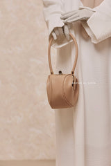 Unique Round Hand Bag In Beige