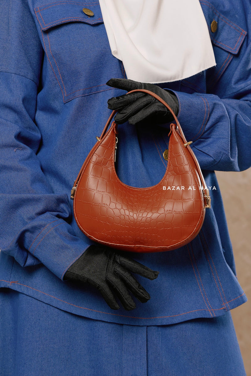 Matte Moon Hand Bag In Cinnamon