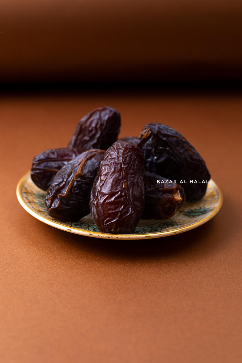 Ziyad Premium Delicious Palestinian Medjool Dates - 2LB Box