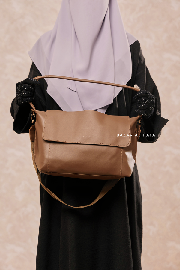 Crossbody & Shoulder Minimal Bag In Cinnamon - Gift