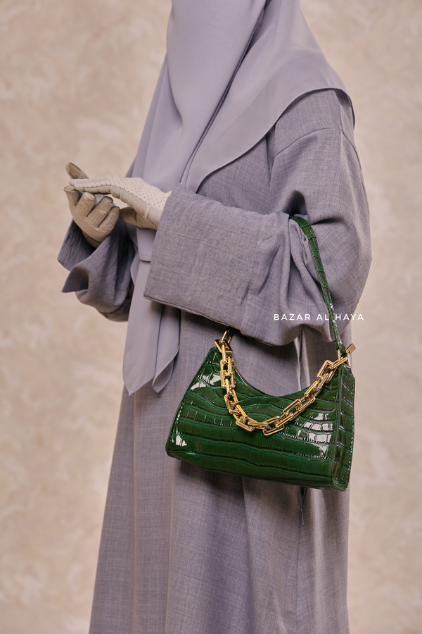 Glossy Croc Hand Bag In Emerald