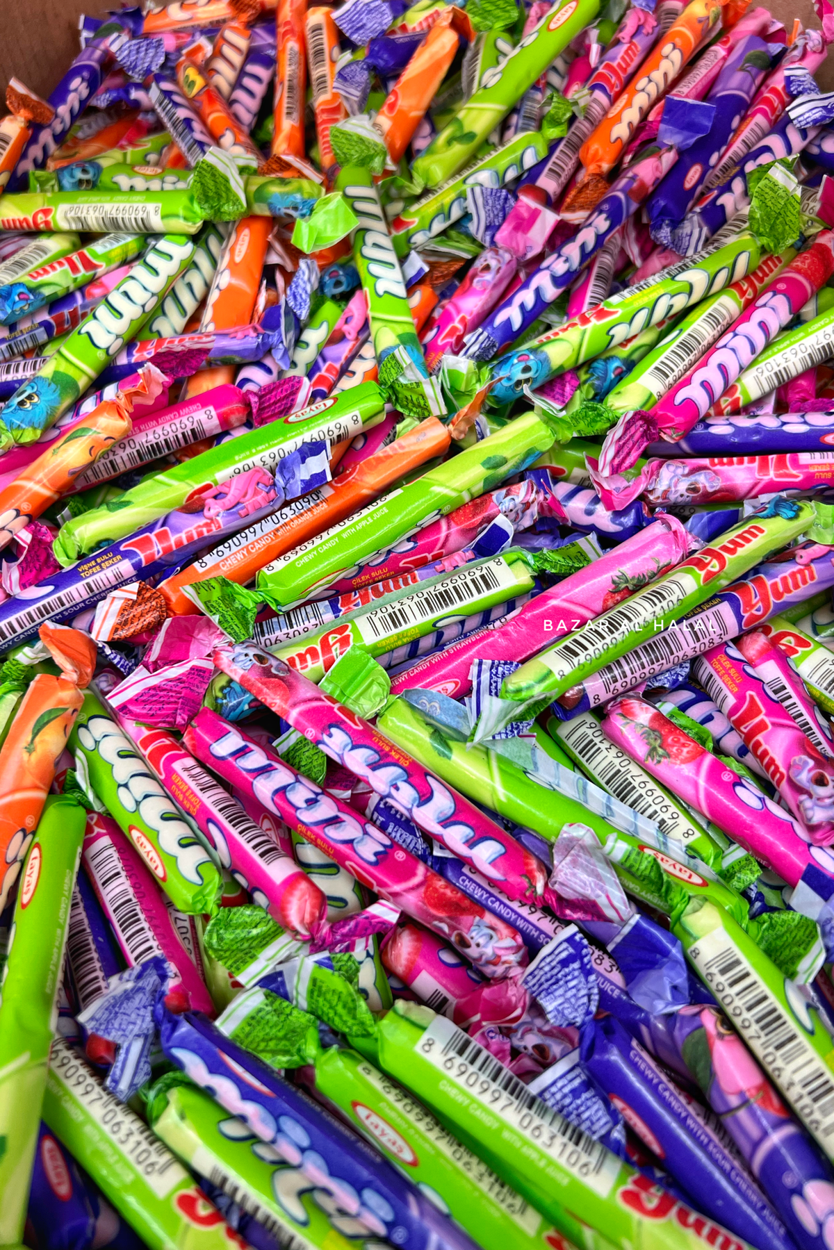 【yum.】 Halal Tayas Mini Yum Assorted Soft Candy Sticks – Bazar Al Haya