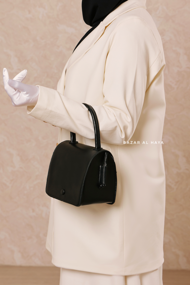 Unique Shaped Matte Crossbody Hand Bag In Black