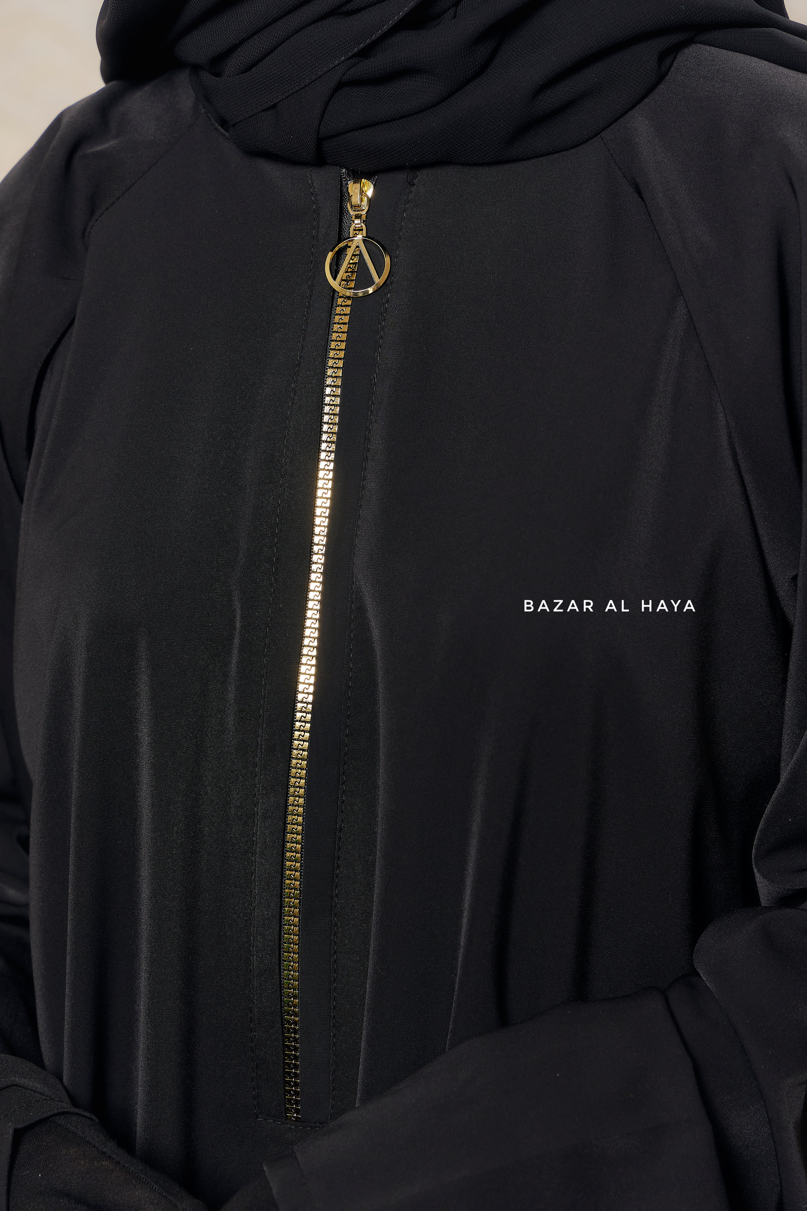 Black Intisar - Comfy Style Open Zipper - Silk Crepe – Bazar Al Haya