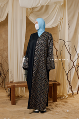 Black Amina Loose Fit Khaleeji Embroidered Two-Tone Abaya