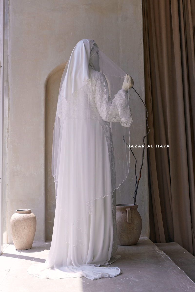 Minimalistic Beautiful Wedding Bridal Tulle Veil