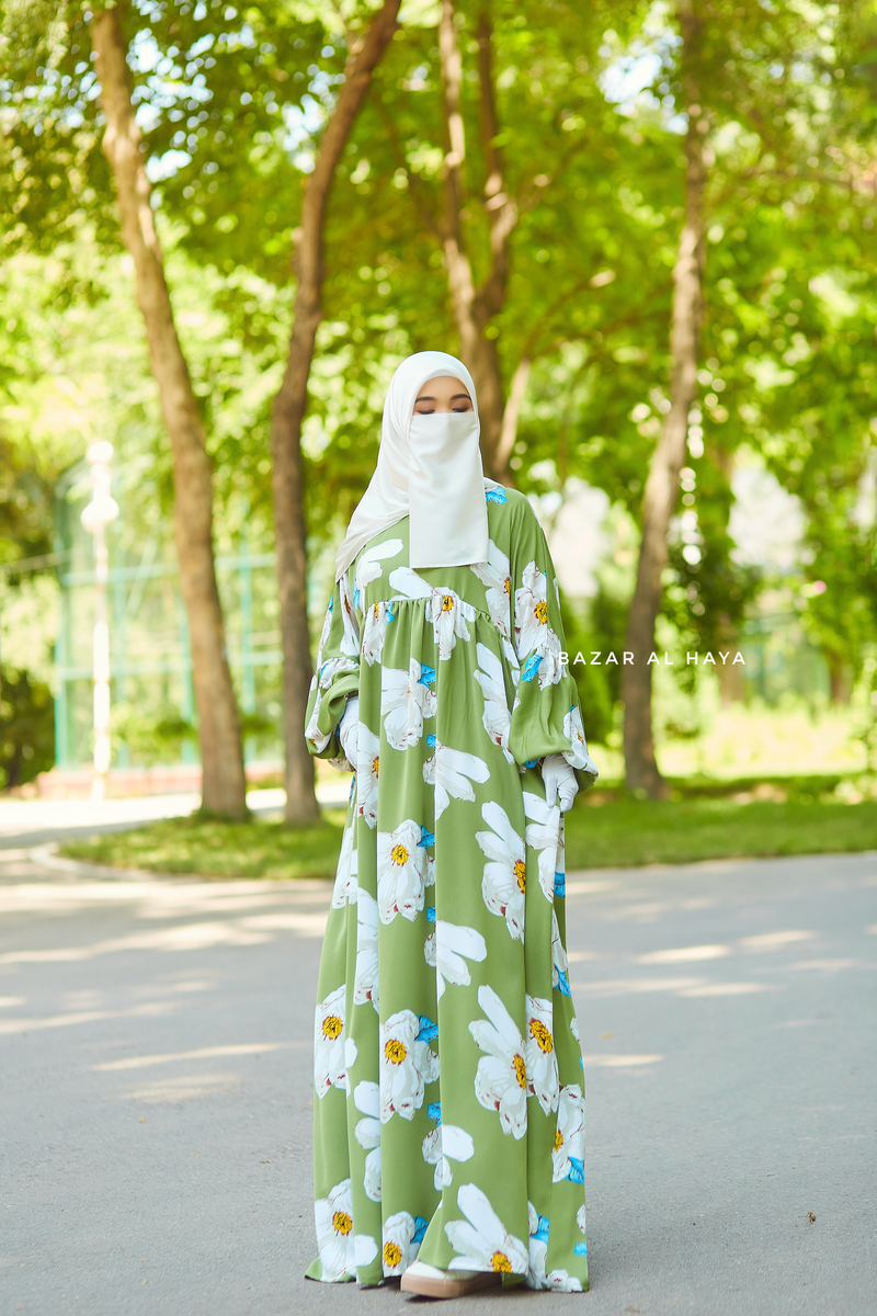 Kiwi Muna Loose Fit Summer Abaya Dress - Viscose Cotton & Daisy Flower Print