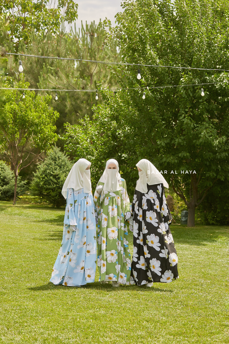 Muna Loose Fit Summer Abaya Dress - Viscose Cotton & Daisy Flower Print