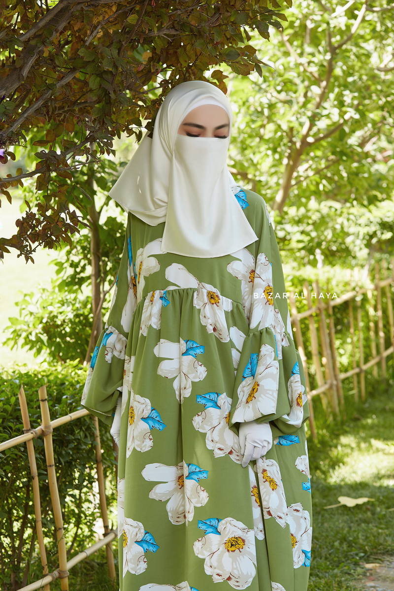 Muna Kiwi Loose Fit Summer Abaya Dress - Viscose Cotton & Daisy Flower Print