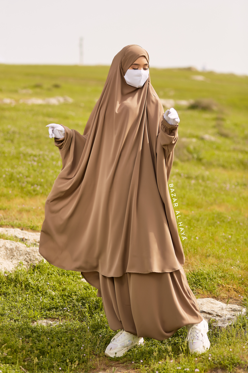 Almond Hafsa Two Piece Jilbab With Harem Pants - Athletic Shalwar