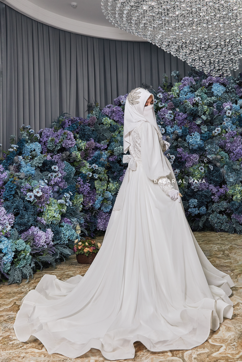 Buy Modest Muslim Wedding Dress, Beaded Lace Bridal Dress, Hijab Wedding  Dress, White Wedding Dress, Islamic Bridal Gown, Arabic Bridal Gown Online  in India - Etsy