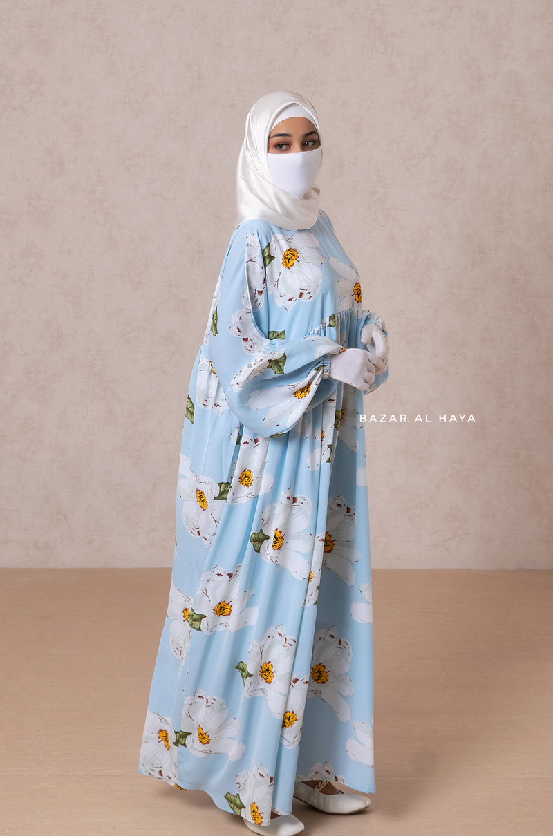 Muna Baby Blue Loose Fit Summer Abaya Dress - Viscose Cotton & Daisy Flower Print