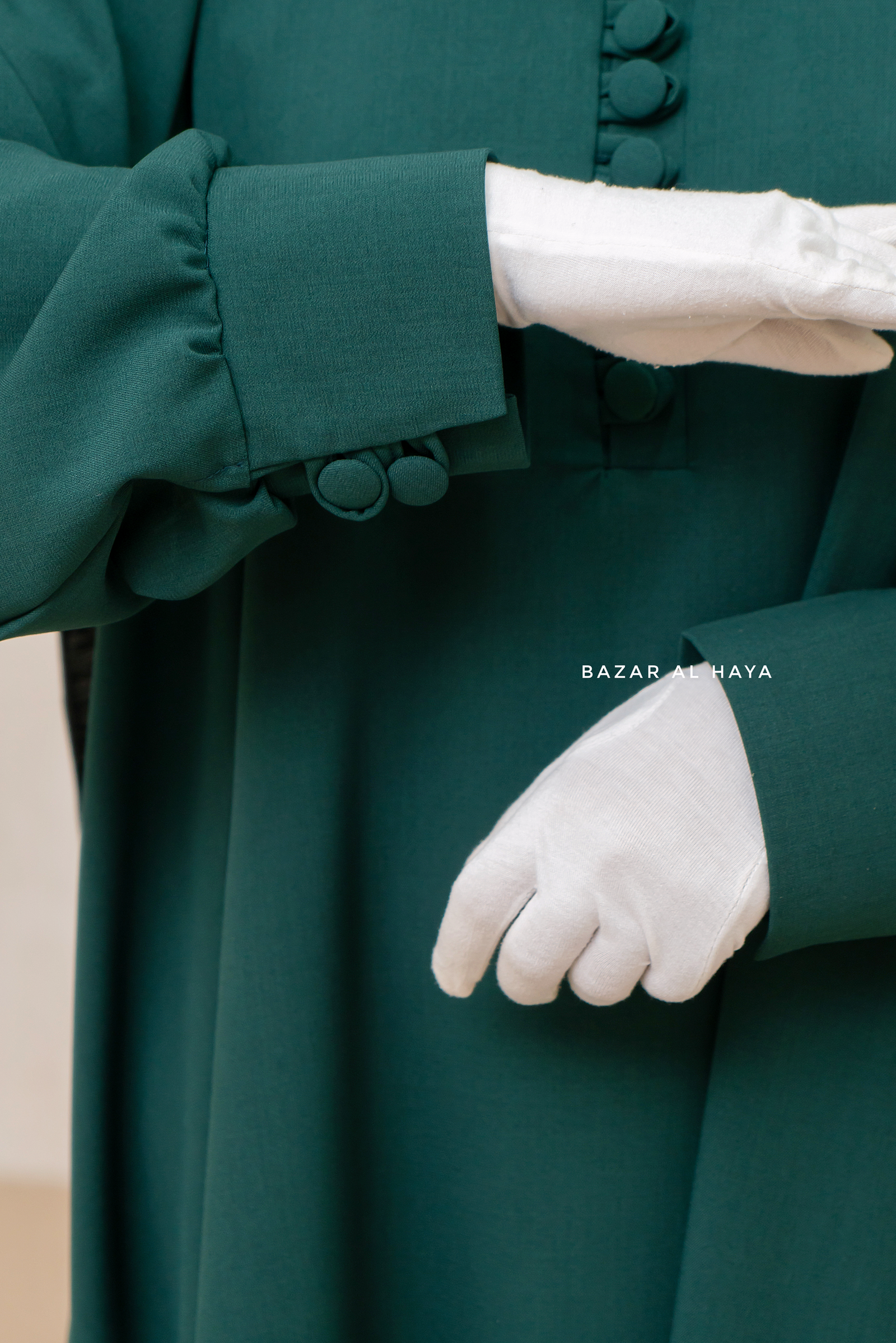 Rania Emerald Green Abaya Dress Half-Placket Button Front & Sleeve - M   Bazar Al Haya