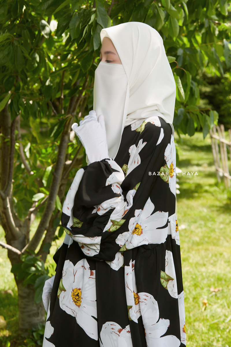 Muna Black Loose Fit Summer Abaya Dress - Viscose Cotton & Daisy Flower Print