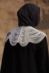 Iconic Embellished Pearl Necklace - Costume Shoulder Jewelry