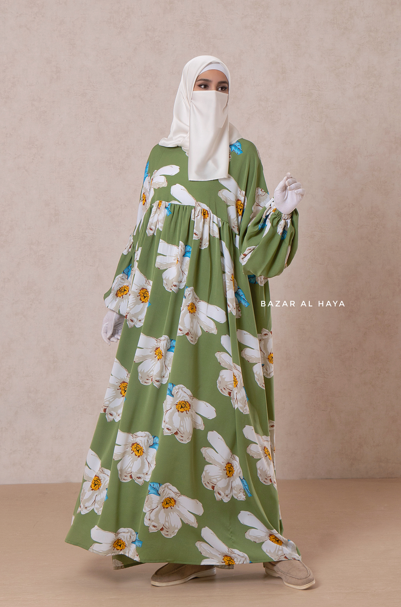 Muna Kiwi Loose Fit Summer Abaya Dress - Viscose Cotton & Daisy Flower Print