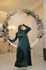 Emerald Nabeela Dress With Lace Shoulder Detail - Premium Velour