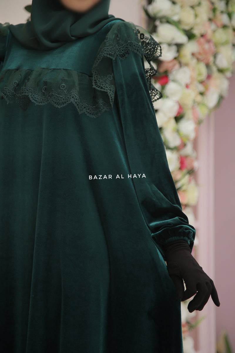 Emerald Nabeela Dress With Lace Shoulder Detail - Premium Velour