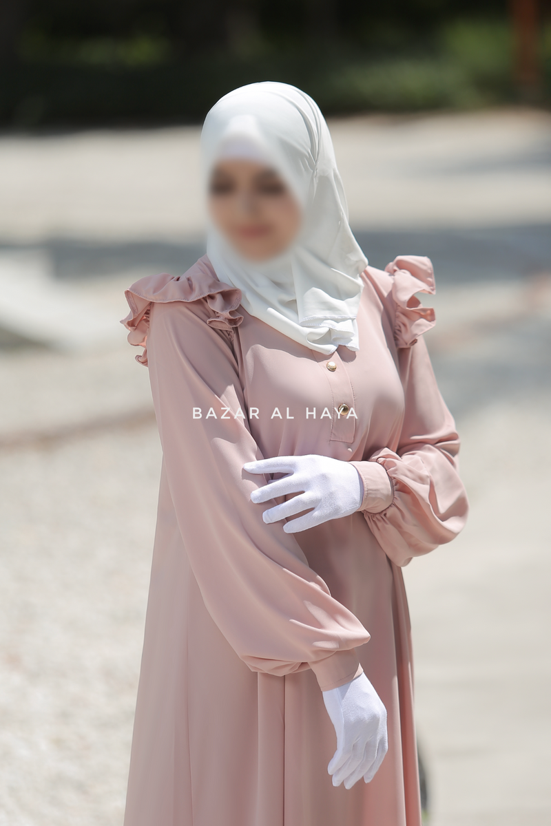 Abayas and dresses deals